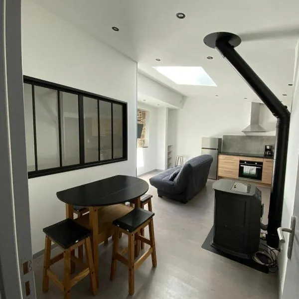 Chalet appartement Chanac 2 chambres 2 sdb wifi gratuit，位于沙纳克的酒店