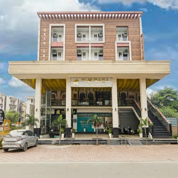 Hotel the Rasa at Vasundhara，位于加济阿巴德的酒店