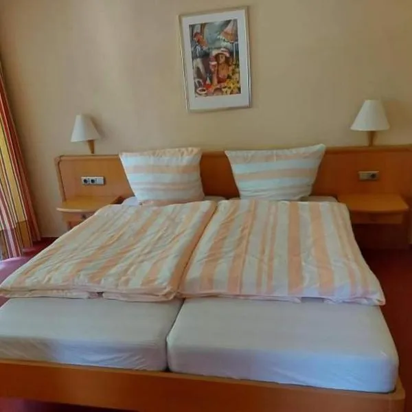 Sparta Hotel，位于波滕施泰因的酒店
