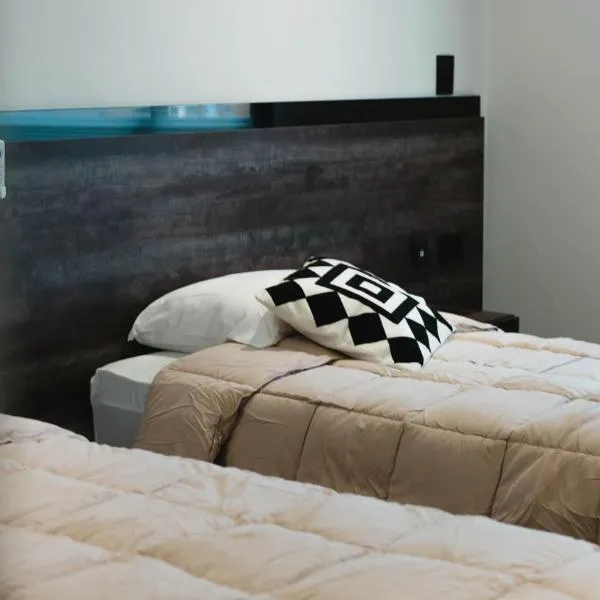 Hotel Alto Center，位于岑特纳里奥的酒店