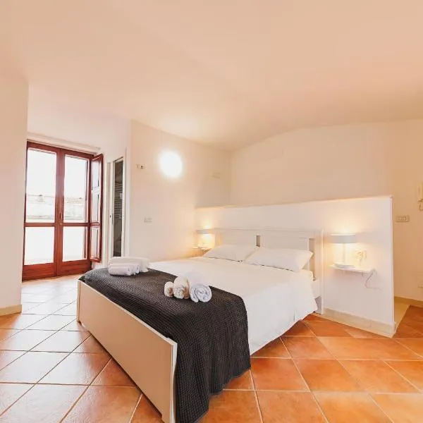 Don Ciccio Apartments&Suite，位于孔韦尔萨诺的酒店