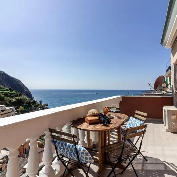 Giadera penthouse 5terreparco，位于里奥马哲雷的酒店