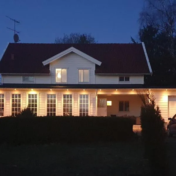 Landvetter Airport B&B and Parking，位于Härryda的酒店