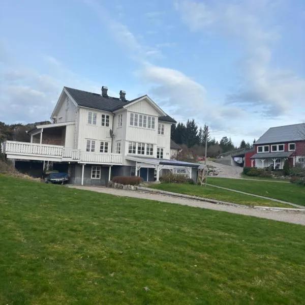 Fjærestua，位于Hitra的酒店