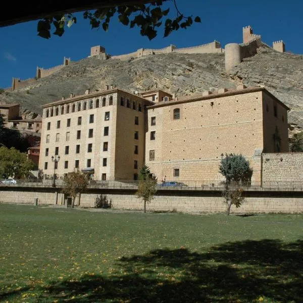 阿拉伯酒店，位于Torres de Albarracín的酒店