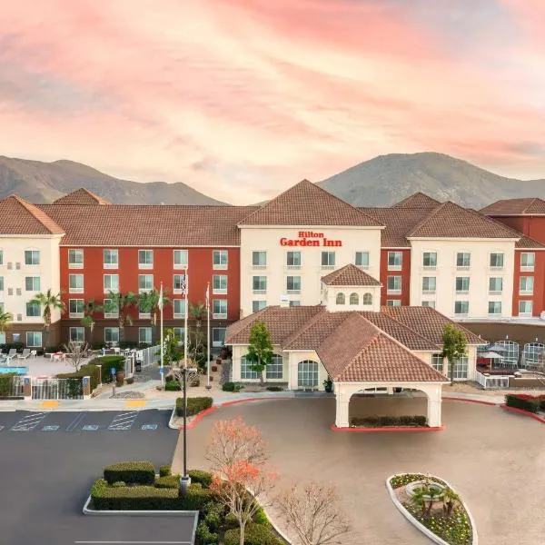 丰塔纳希尔顿花园旅馆，位于方塔纳的酒店