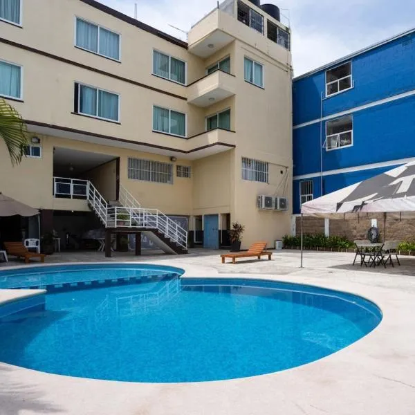 Capital O Hotel Los Caracoles, Acapulco，位于阿卡普尔科的酒店