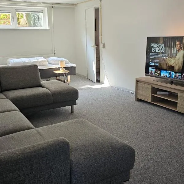 Dream Sleep Inn，位于奥尔堡的酒店