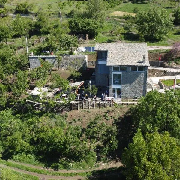 Xhaferri Guesthouse，位于Çorovodë的酒店