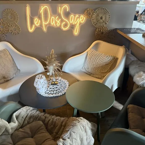 Hotel Wistub Le PasSage，位于圣玛丽欧米讷的酒店