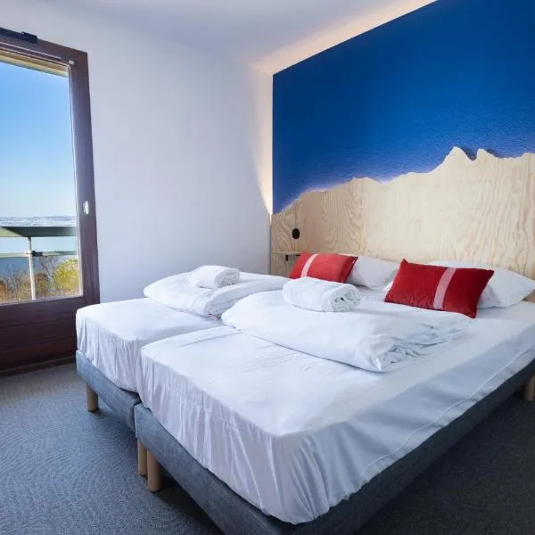 Côté Lac Hostel Evian，位于埃维昂莱班的酒店