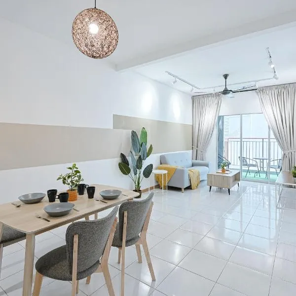 Clover Nest -Cozy & Stylish Studio Retreat- Unit 2-03，位于伯恩仓的酒店