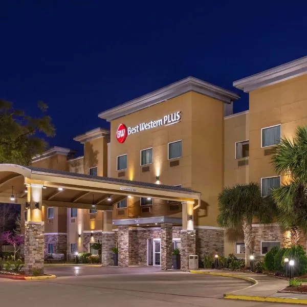 Best Western Plus Lake Jackson Inn & Suites，位于莱克杰克逊的酒店