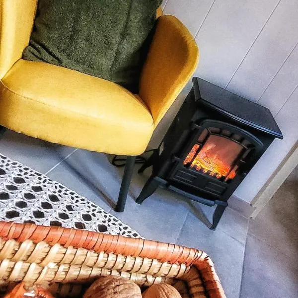 An alcove at the foot of Mount Etna，位于布龙泰的酒店