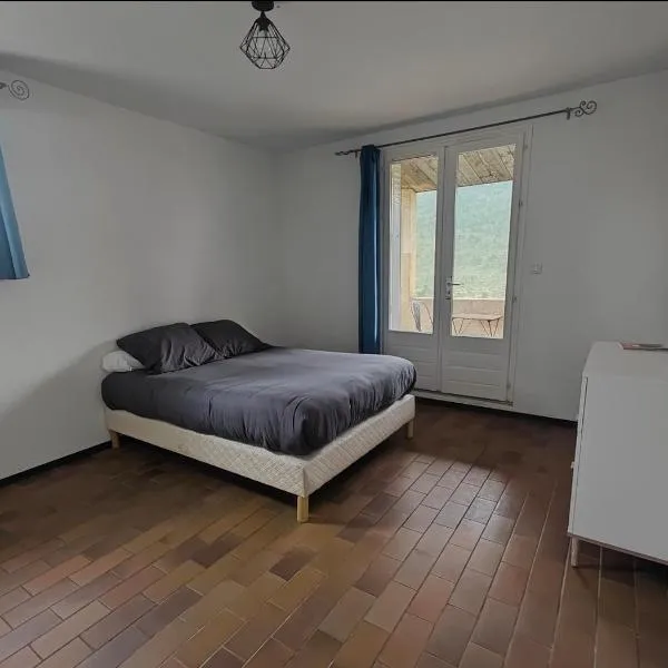 Hostel du Canyon，位于韦尔东河畔拉帕吕的酒店
