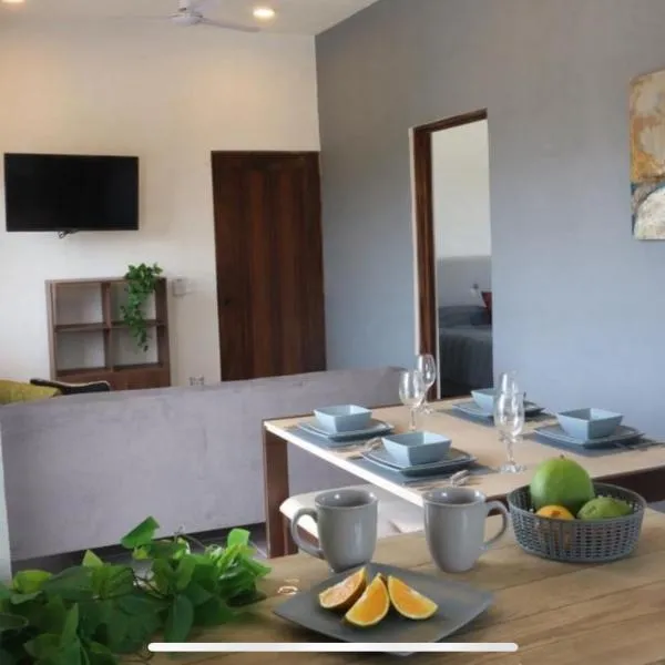 Tritón Apartment, ground floor and pool，位于巴拉德纳维达的酒店