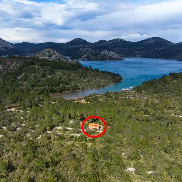 Secluded fisherman's cottage Cove Jaz - Telascica, Dugi otok - 8143，位于萨利的酒店
