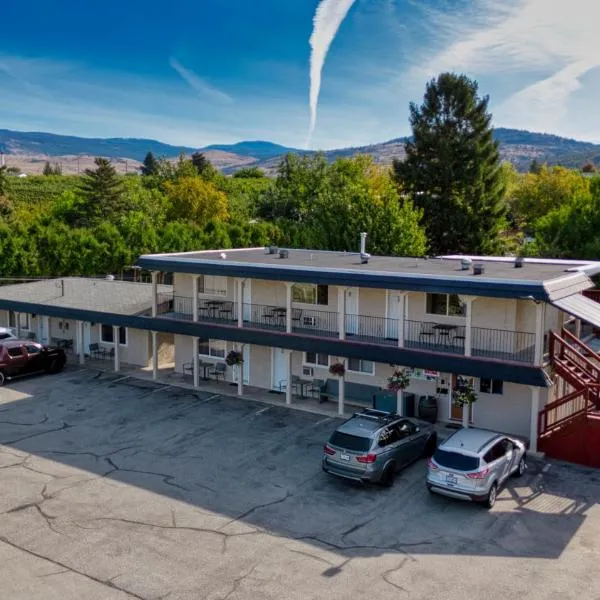 Maple Leaf Motel & RV Park Resort，位于奥利弗的酒店