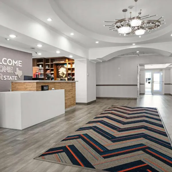 塞甘希尔顿恒庭酒店，位于塞金的酒店