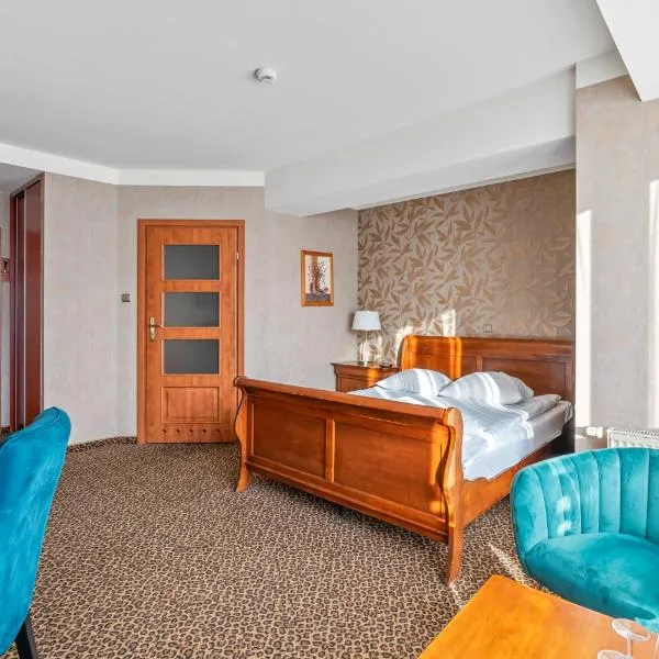 Hotel Diament Vacanza Katowice - Siemianowice，位于希隆斯克地区谢米亚诺维采的酒店