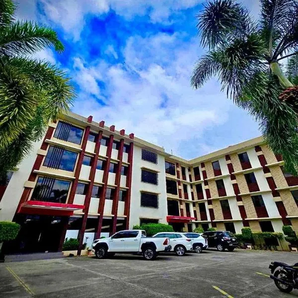 At The Pad Hotel and Resort，位于安吉利斯的酒店