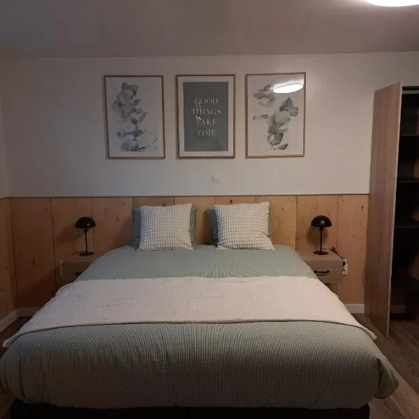 B&B Hoeve Terwinghe，位于Gingelom的酒店