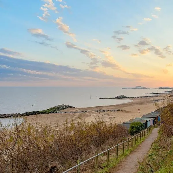 Coastal Charm In Clacton On Sea，位于小荷兰的酒店