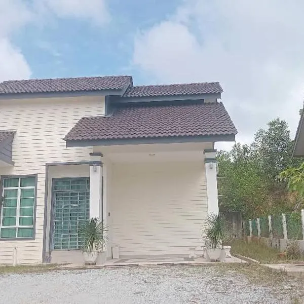 Homestay Al Ayyubi Medan Jaya，位于马兰的酒店