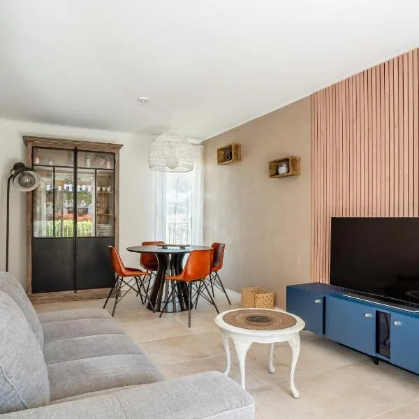 La Saltarelle à Cassis, sur les hauteurs Appartement moderne 750m du port，位于卡西斯的酒店