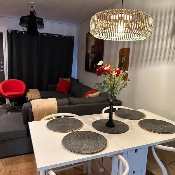 2bedroom apartment in Haninge，位于Mårtensberg的酒店