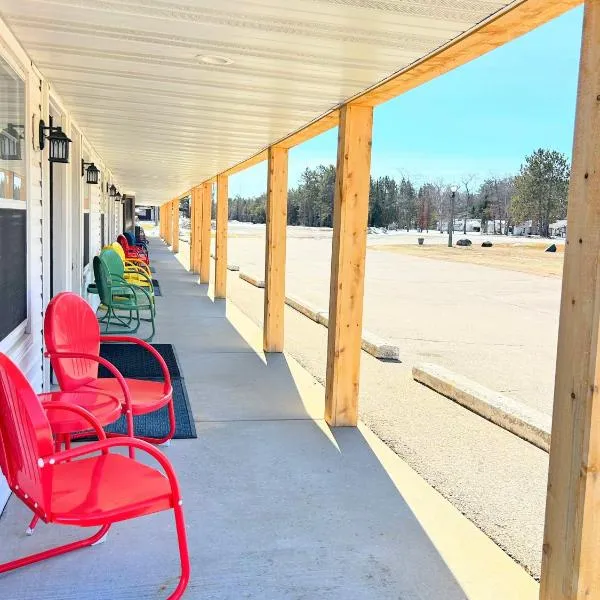 Hillcrest Motel，位于Rapid River的酒店