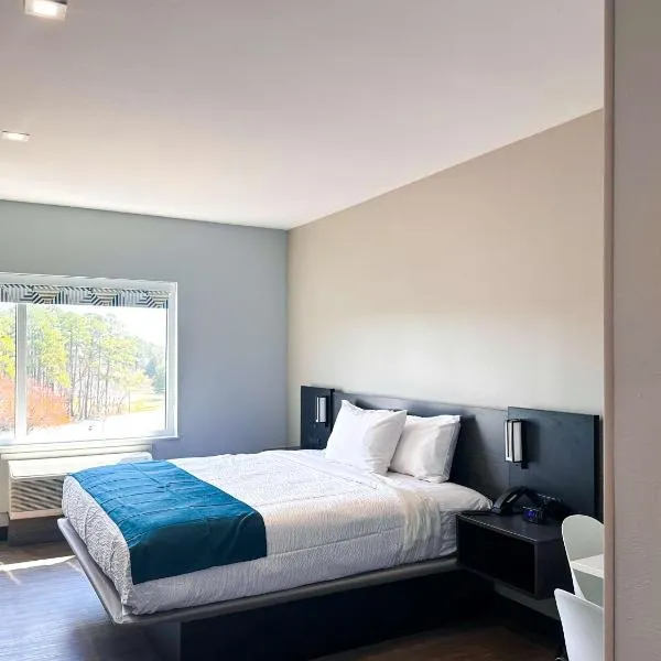 Studio 6 Richmond Airport，位于桑兹顿的酒店