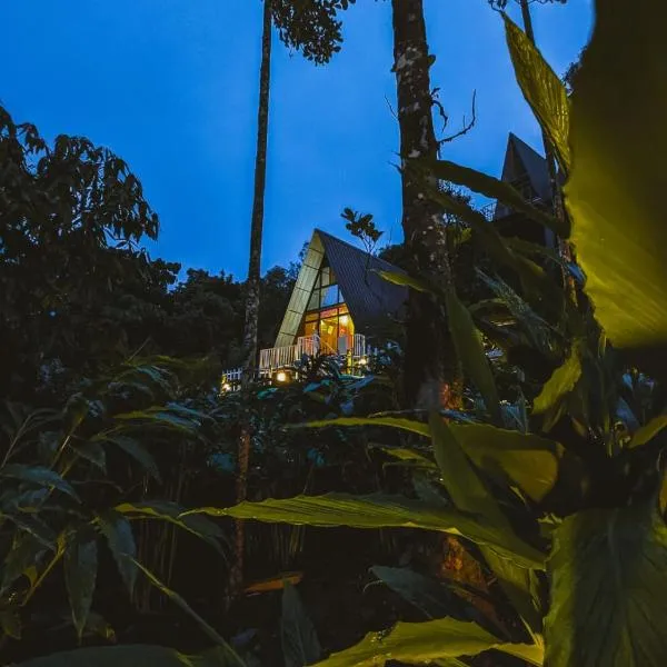 Leaf Mist A Frame vagamon，位于瓦加蒙的酒店