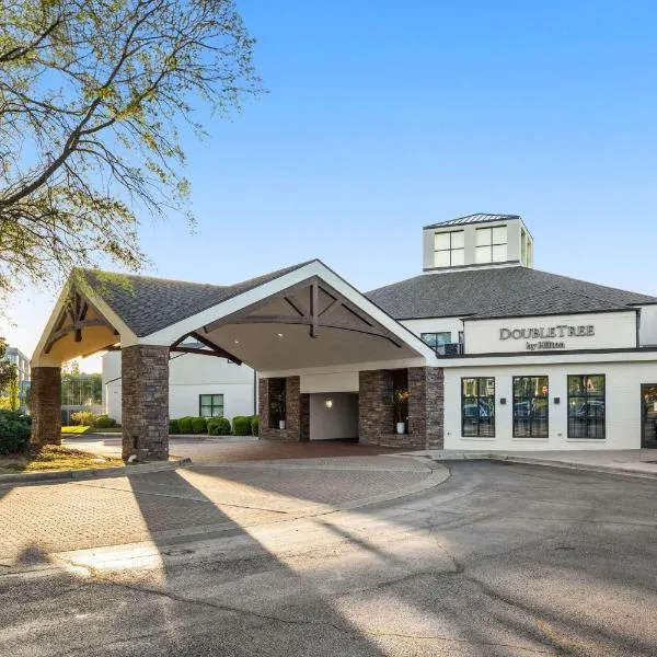 DoubleTree Suites by Hilton Hotel Huntsville South，位于亨茨维尔的酒店