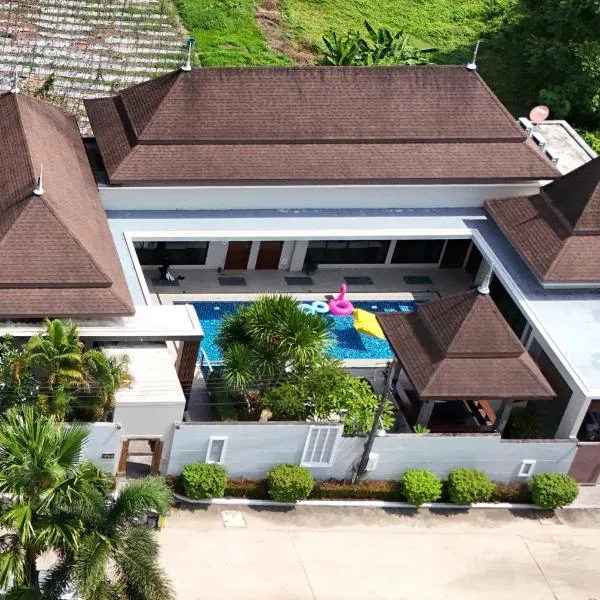 Narintara Private Pool Villas - Free Tuk-Tuk Service to the Beach!，位于奥南海滩的酒店