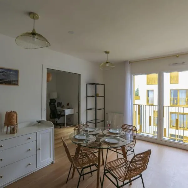 Cozy 60 m on the outskirts of Paris，位于让蒂伊的酒店