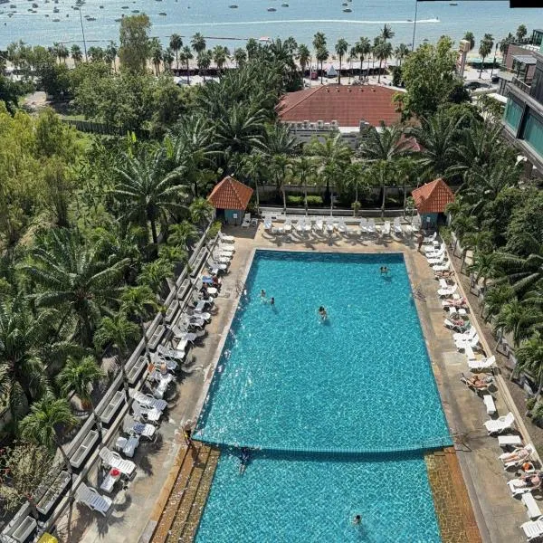 Pattaya Beach View Talay 6 by AEGEAN Suite Condo，位于芭堤雅市中心的酒店