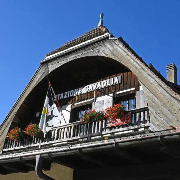 Albergo Ristorante Stazione Cavaglia，位于波斯基亚沃的酒店