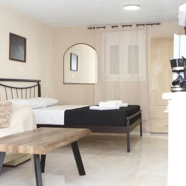 Aether Deluxe Studio，位于Chaïdeftón的酒店