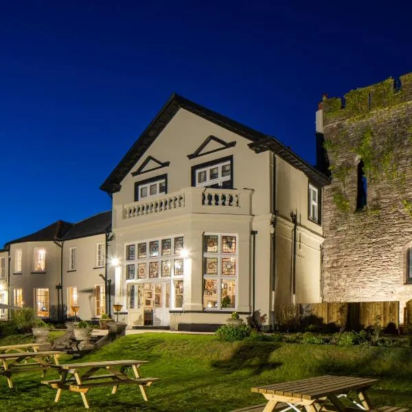 The Castle Of Brecon Hotel, Brecon, Powys - The Coaching Inn Group，位于布雷肯的酒店
