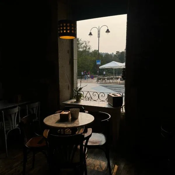 Roots and Boots，位于卢戈的酒店