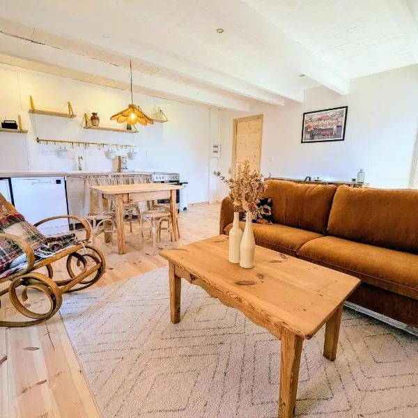 Appartement calme style bohème chic, La Cachette du Renard,位于Mazet-Saint-Voy的酒店