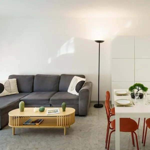 100m Plage Antibes - Juan Appartement Stella Cœur，位于昂蒂布的酒店