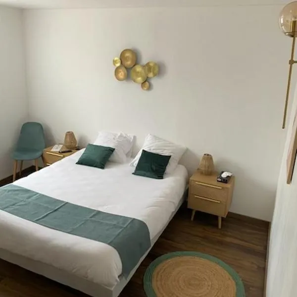 Hotel De Provence，位于迪涅莱班的酒店