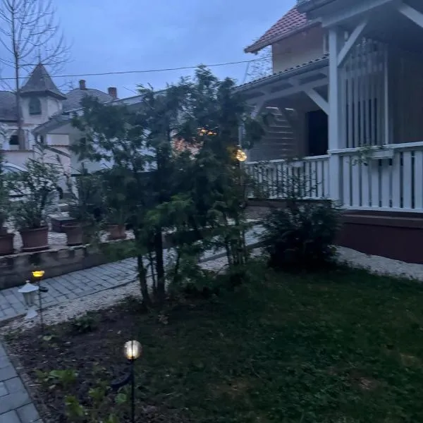 Szem-s Vendégház，位于鲍洛通塞迈什的酒店