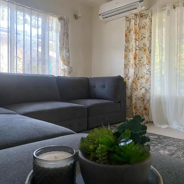 Primrose Guest Houses，位于努库阿洛法的酒店