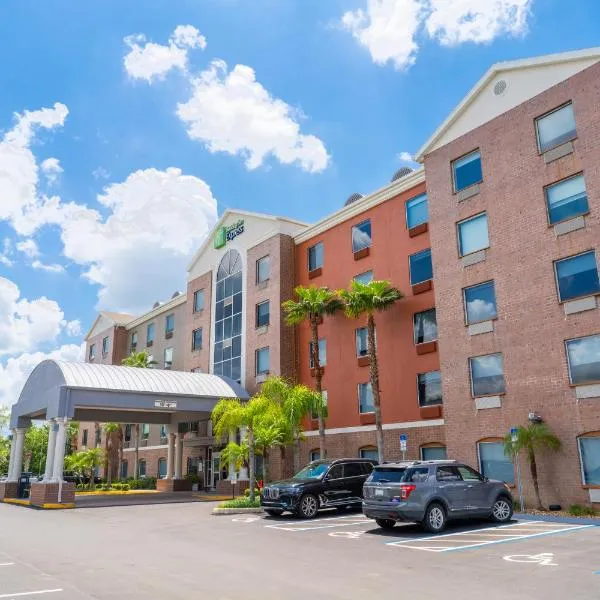 Holiday Inn Express Hotel & Suites Orange City - Deltona by IHG，位于奥兰治城的酒店