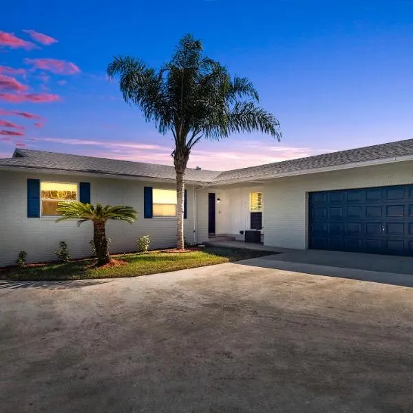 Relax in Lakeland Home, Swim, Pool, Arcade LegoLand, Disney, Bush Garden，位于莱克兰的酒店