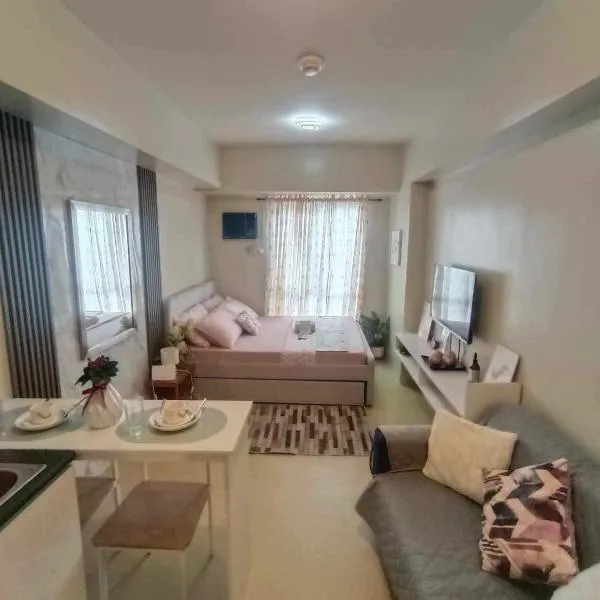 Avida Tower4L21 staycation rm1104，位于伊洛伊洛的酒店