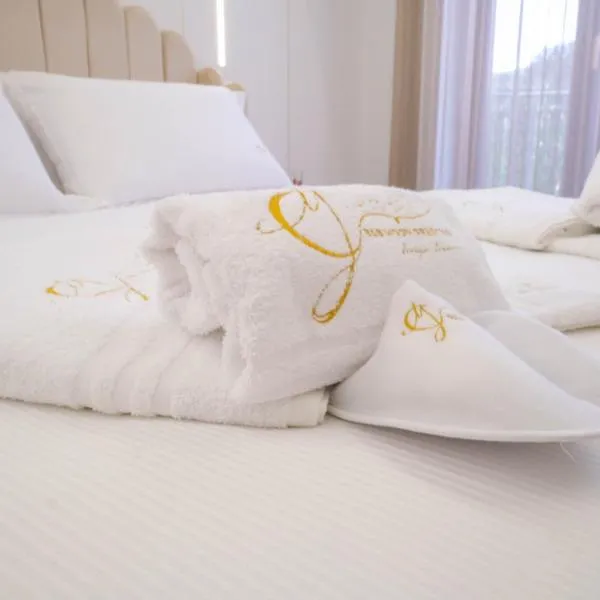 B&B Moon Greeting - design dream's，位于波坦察的酒店